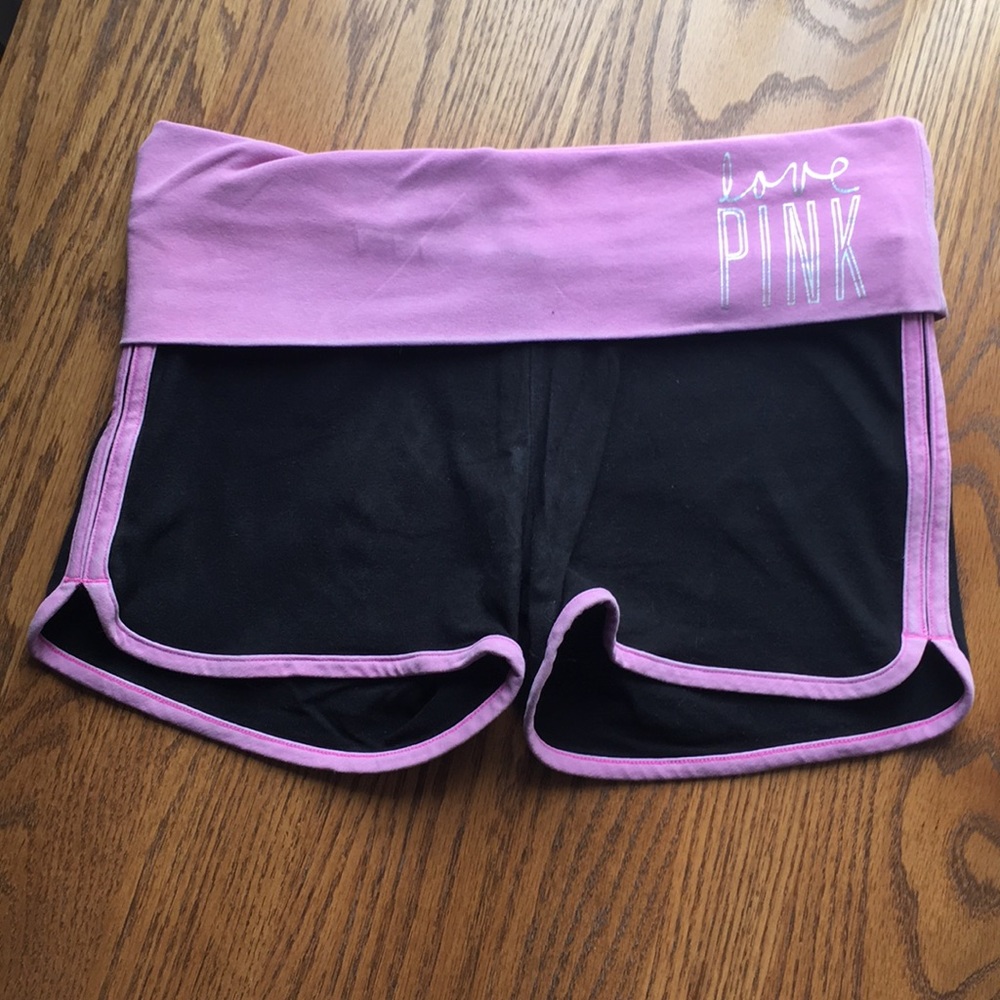 Yoga shorts 🦩